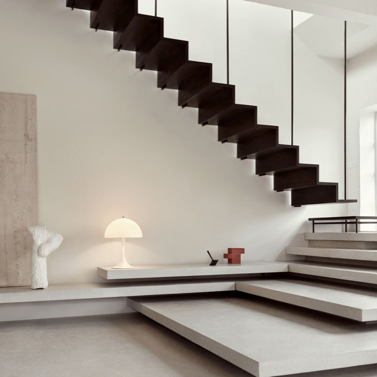 PANTHELLA TABLE Louis Poulsen