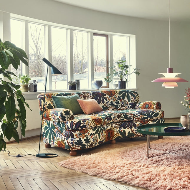 AJ FLOOR Louis Poulsen