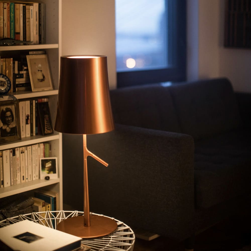 birdie-foscarini-lampara-mesa-unoiluminacion-2