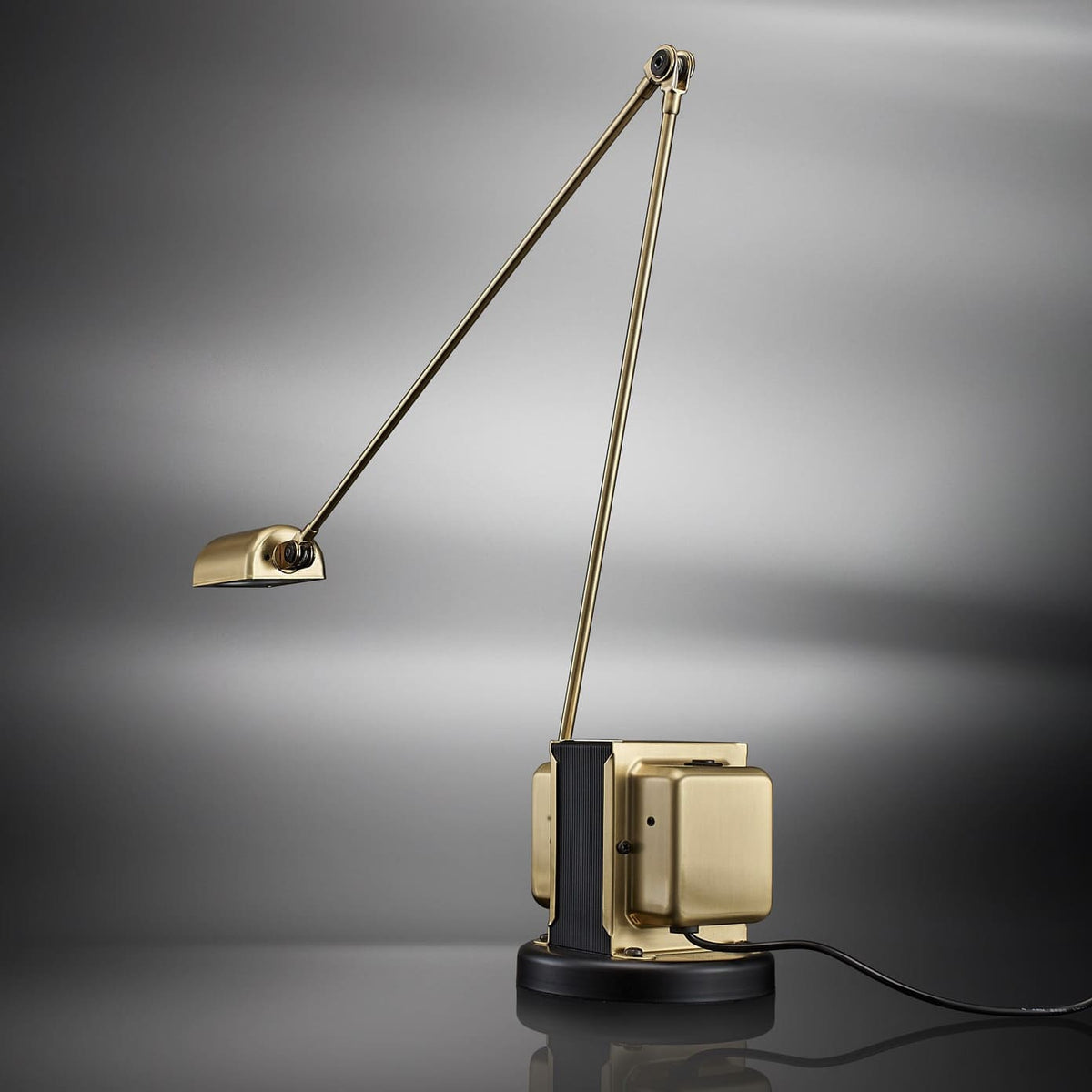 Daphine LED ORO Lumina