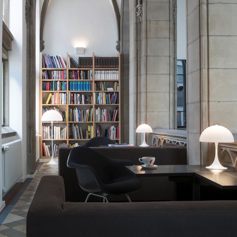 PANTHELLA FLOOR Louis Poulsen