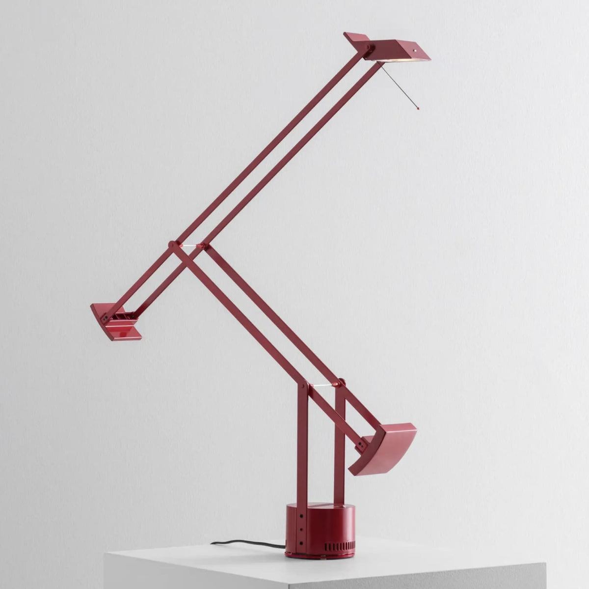 Tizio RED 50th Artemide