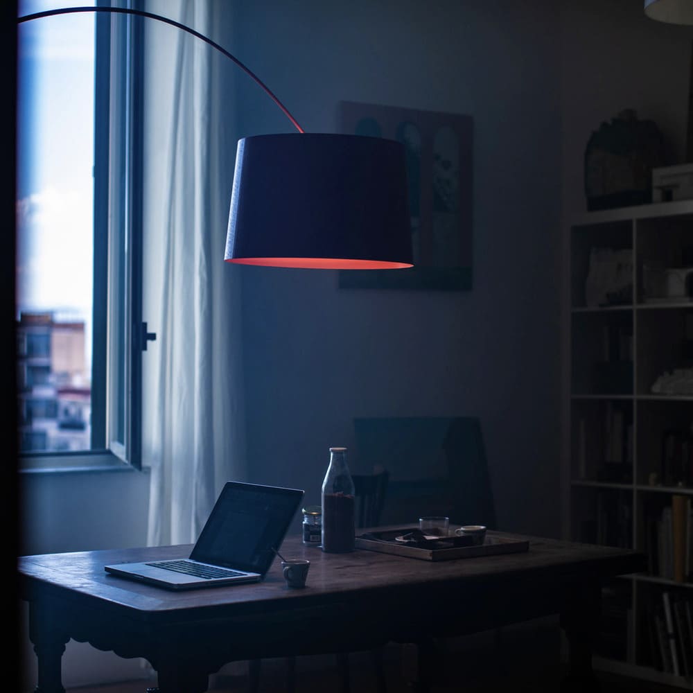 twiggy-foscarini-lampara-pie-unoiluminacion-4