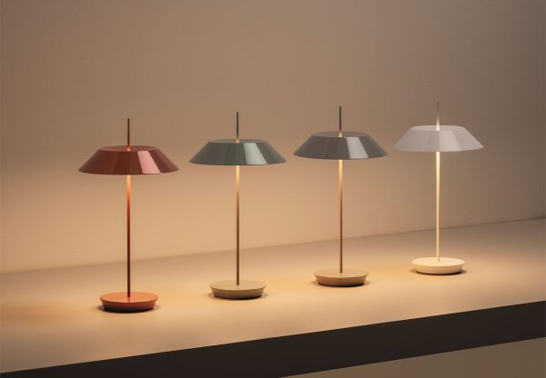 vibia-mayfair-mini-playing-with-colors